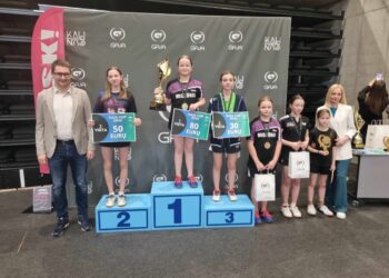 Karina Milto ir Kaja Tvorogal iš Mickūnų – tarptautinio stalo teniso turnyro nugalėtojos