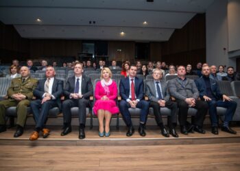 Po renovacijos oficialiai atidarytas Nemenčinės kultūros centras