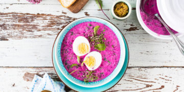 Rožinis potvynis Vilniuje ir jūsų šaldytuve: šaltibarščių šaltiena – to jums dar neteko ragauti