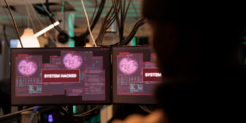 Naujausias sukčių įrankis – „FraudGPT“: kaip apsisaugoti