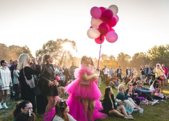 Vilniaus šaltibarščių festivalyje – Mariną Abramović sužavėjęs menininkės Monikos Dirsytės performansas