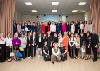 Jubiliejinė šventė: Kalvelių „Aušros“ gimnazijai 30 metų