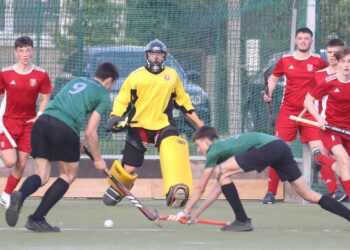 Nemenčinės sporto mokyklos žolės riedulio komandai sidabro medaliai