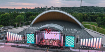 „Jaunas kaip Vilnius“ scena jau paruošta: repetavo Lietuvos atlikėjai, laukia ir Ritos