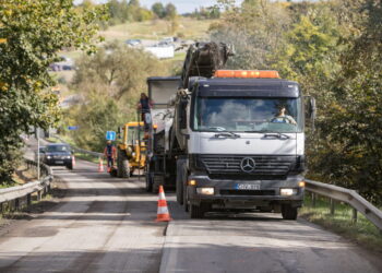 Laikinai uždaromas eismas Mūrinės Vokės tvenkinio tiltu