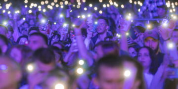 Trečiadienio vakarą – šimtmečio Dainų šventės dūzgės sostinės Vilniaus gatvėje