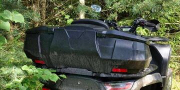 Keturračio gaudynės: vairuotojas ir keleivis paspruko