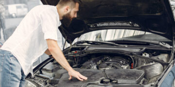 Automobilio variklio plovimas. Kaip tai padaryti jo nepažeidžiant?