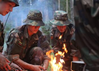 Šauliškos stovyklos jaunimui nuo Lietuvos iki JAV