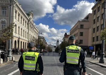 Tarptautinę dieną be automobilio – policininkai patruliavo pėsčiomis