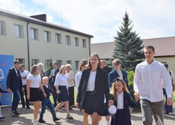 Šalčininkų rajono švietimo bendruomenė švenčia mokslo metų pradžią