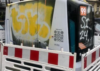 Autonominį autobusą suniokojo vandalai