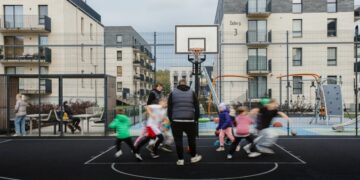 Lazdynėliuose – Vilniaus „Ryto“ treniruotė su kvartalo vaikais