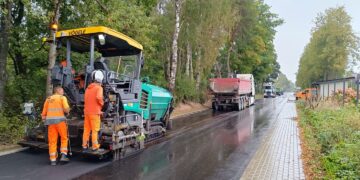 Toliau intensyviai tvarkomi Vilniaus rajono keliai ir gatvės