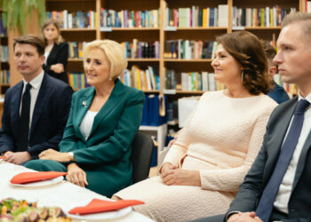 Vilniaus rajono mokyklose lankėsi Lietuvos ir Lenkijos pirmosios ponios