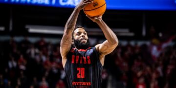 Vilniaus „Rytas“ be didesnio vargo susidorojo su Sombathėjaus „Falco-Vulkano“