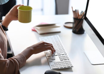 Darbas prie kompiuterio