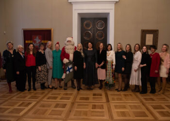 Vilniaus Tarptautinė moterų asociacija ruošiasi Kalėdų labdaros mugei – už surinktas lėšas padės 8 organizacijoms