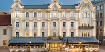 Sostinės viešbučiui – net treji laurai prestižiniuose prabangiausių pasaulio viešbučių apdovanojimuose