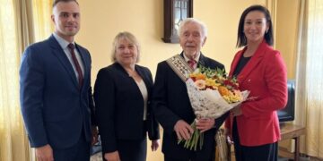 Jubiliejaus proga pasveikintas ilgametis Senųjų Trakų mokyklos vadovas