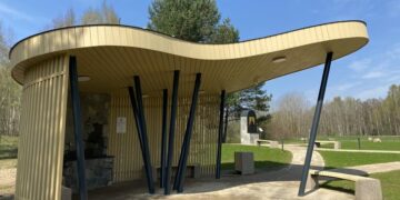 Stabdomas mineralinio vandens tiekimas į Varnikuose esančią biuvetę