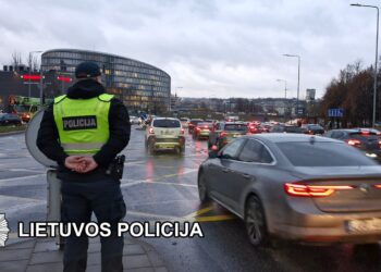 Vilniečiai mėgsta „užkišti“ eismą sankryžose