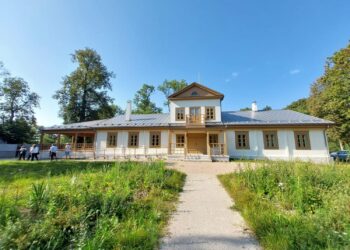 Sutvarkytas unikalus dvaras ruošiasi priimti lankytojus