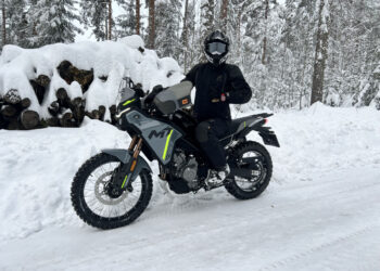 Motociklu per sniegą: K. Mieliauskas vyko į Suomiją ruoštis naujai savo kelionei