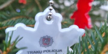 Atšvaitas nuo Trakų policijos Kalėdų eglutės – dovanų