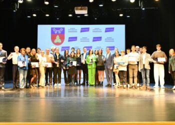 Šalčininkuose tradiciškai išdalinti „Jaunimo apdovanojimai“