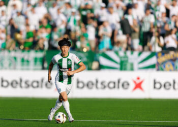 Y. Karashima rungtyniaus kitoje šalyje