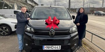 Rudaminos kultūros centras gavo naujas mikroautobusą