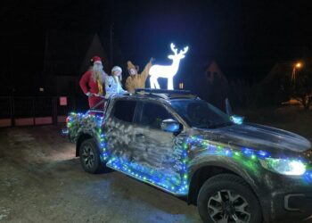 Kalėdinės eglutės įžiebtos dar 13-oje Vilniaus rajono gyvenviečių