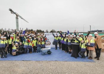 Kalėdinės eglutės įžiebtos dar 13-oje Vilniaus rajono gyvenviečių