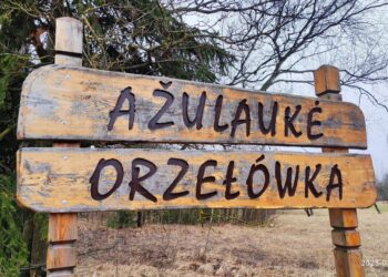 Ažulaukės ir Bieliškių dvikalbės lentelės lieka išsaugotos