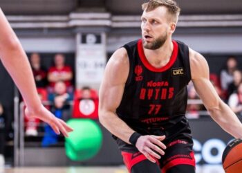 Šokas sostinėje: iš 11 taškų duobės išlipęs „Neptūnas“ – Citadele KMT finalo ketverte