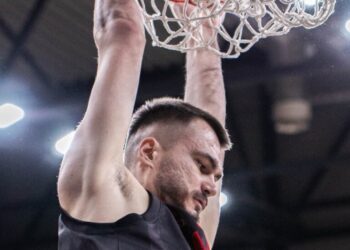 „Rytas“ iškovojo sunkią pergalę prieš Jonavos ekipą