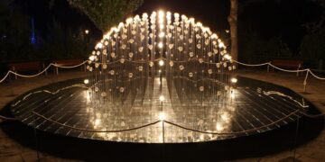 Šv. Kotrynos bažnyčioje – transformuotis gebanti šviesos instaliacija „Sfera“