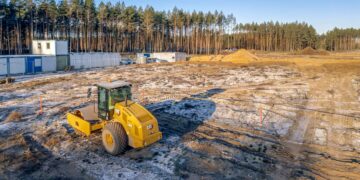 Įsivažiuoja statybos darbai Rūdninkų poligone