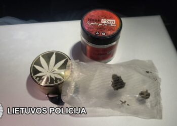Blaivumo patikros metu kvapu išsidavė ir marichuana