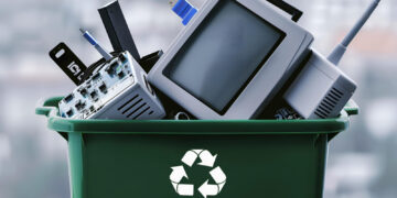 Organizuojamas gaminių atliekų surinkimas iš įmonių, įstaigų, gyventojų ir organizacijų