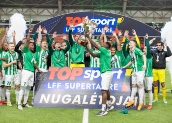 Trofėjų kolekciją papildė 9 Supertaurė