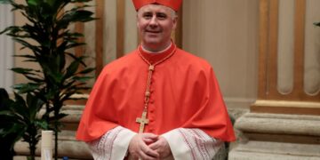 Istorinis įvykis: trys lietuviai kardinolai aukos šv. Mišias Vilniaus arkikatedroje