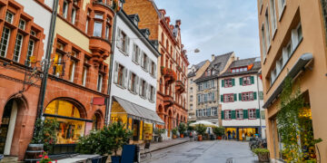 „Eurovizijos“ gerbėjai jau rūpinasi bilietais į Šveicariją – patogiausia skristi tiesiog iš Vilniaus