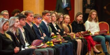 11 talentingų vilniečių Kovo 11-ąją įteikti Mažieji Kristoforai