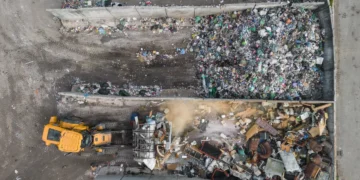 Nemokamai rinks vilniečių pavojingąsias atliekas: kur ir kada?