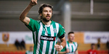 Pirmoje išvykoje – dramatiška pergalė