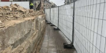 Restauruojama Šv. Jokūbo ir Šv. Pilypo bažnyčios tvora