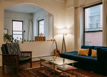 Dizainerė atskleidė, kokį dažną lietuvių interjero sprendimą pakeistų