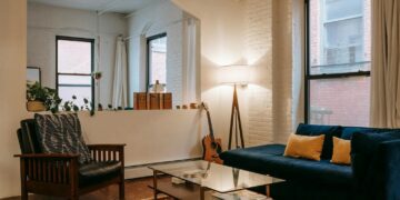 Dizainerė atskleidė, kokį dažną lietuvių interjero sprendimą pakeistų